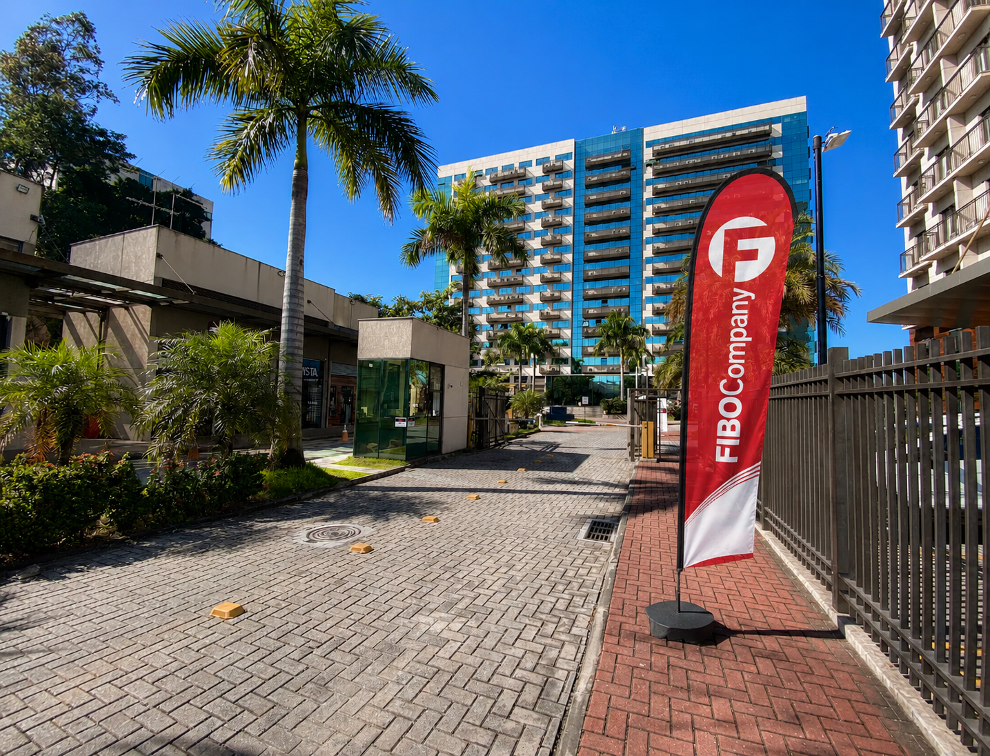Bandeira FIBOCompany em ativação corporativa